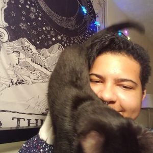 Meet your Posher, Levi